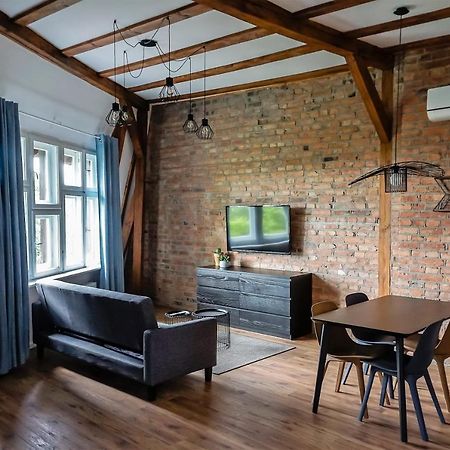 Apartamenty Torunskie Pod Krzywa Wieza Bagian luar foto