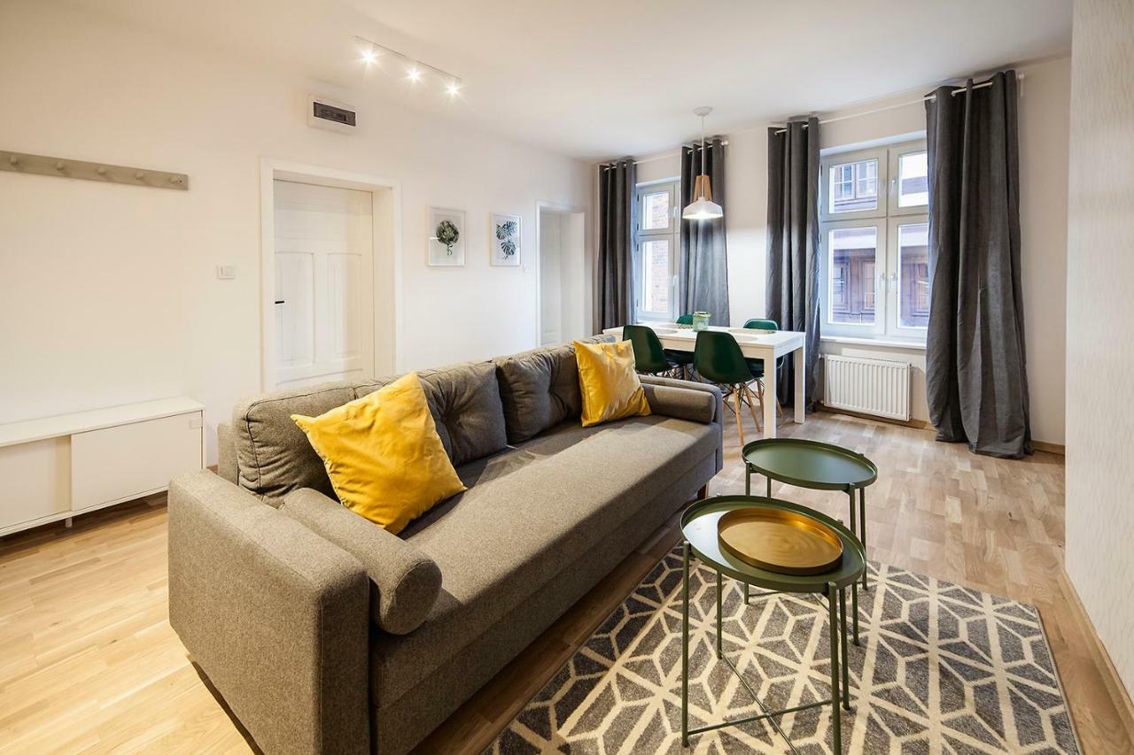 Apartamenty Torunskie Pod Krzywa Wieza Bagian luar foto