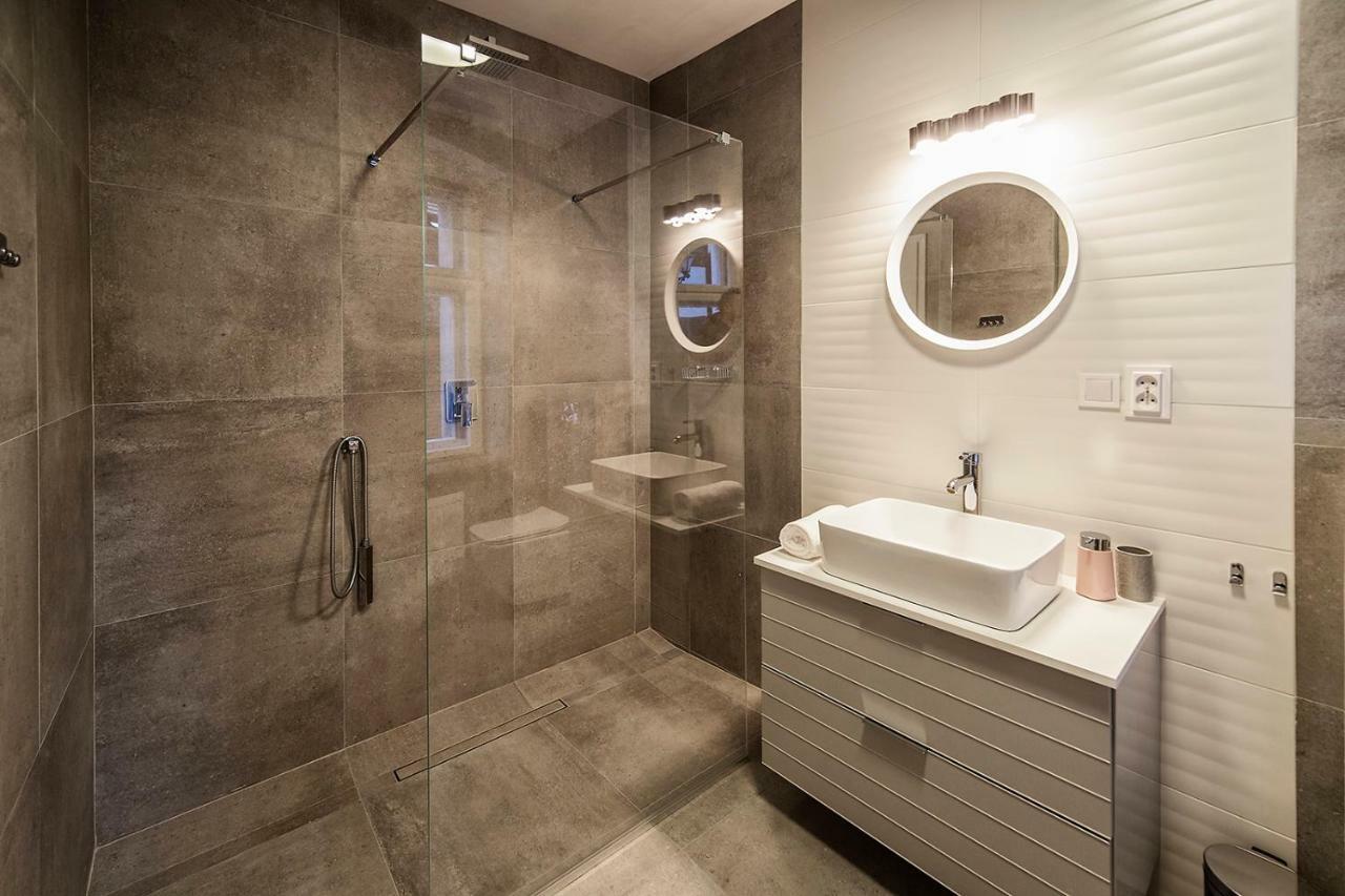 Apartamenty Torunskie Pod Krzywa Wieza Bagian luar foto