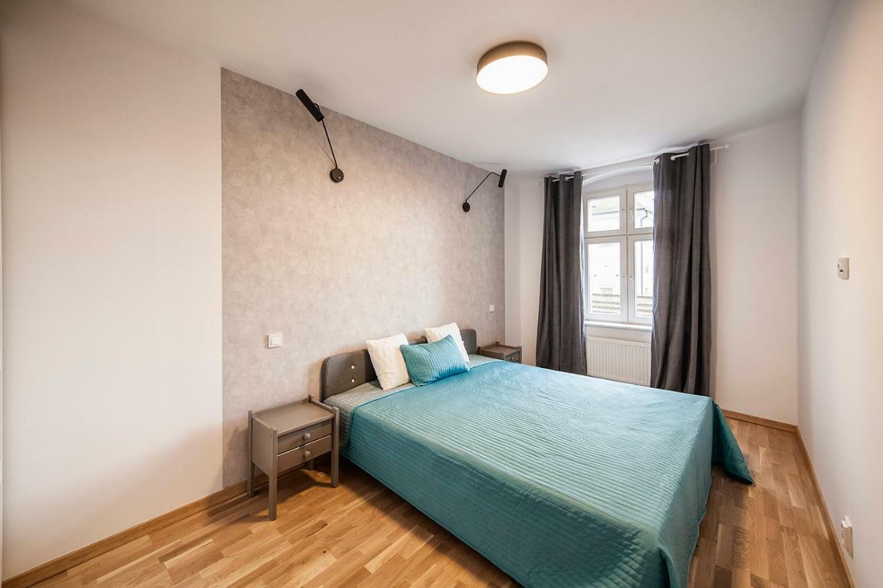 Apartamenty Torunskie Pod Krzywa Wieza Bagian luar foto