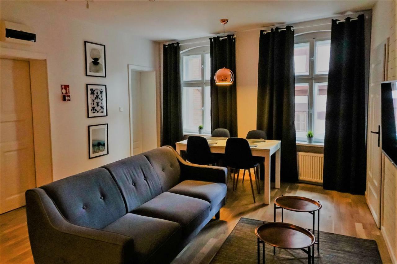 Apartamenty Torunskie Pod Krzywa Wieza Bagian luar foto
