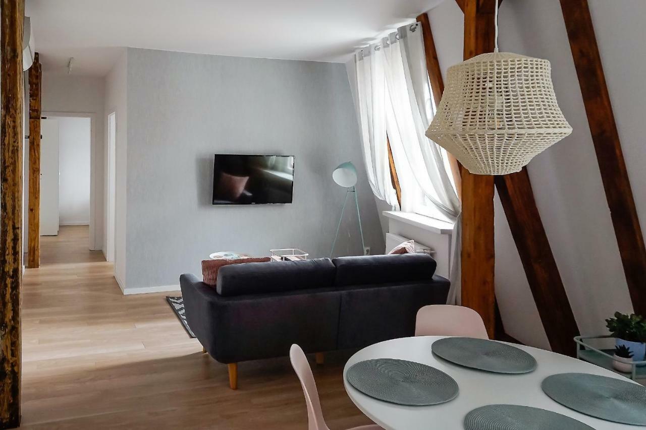 Apartamenty Torunskie Pod Krzywa Wieza Bagian luar foto