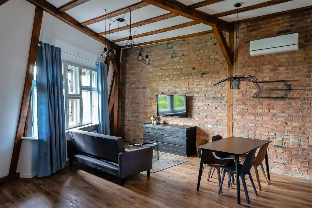 Apartamenty Torunskie Pod Krzywa Wieza Bagian luar foto